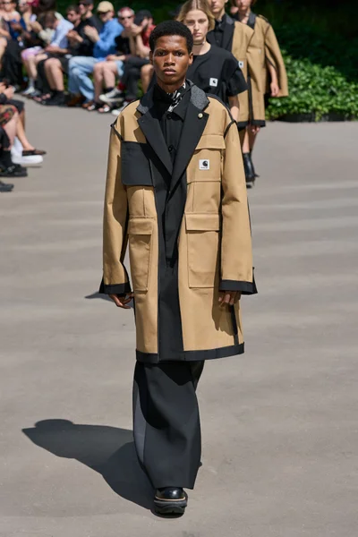 Look 57